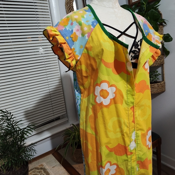 Sundress - Picture 3 of 4